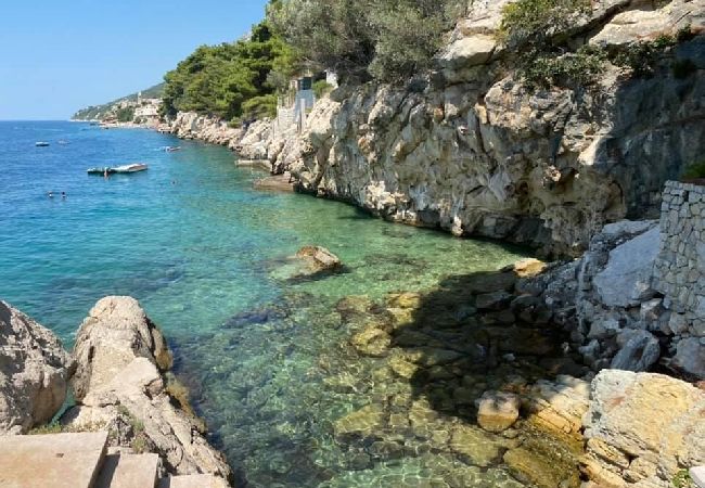 Casa a Pisak - Casa di vacanza in Pisak con vista mare, terrazzo, Climatizzazione, WIFI (5023-4) Casa a Pisak - Casa di vacanza in Pisak con vista mare, terrazzo, Climatizzazione, WIFI (5023-4)