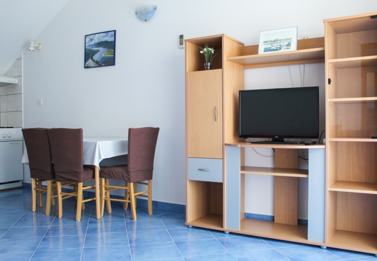 Appartamento a Tribunj - Appartamento in Trebocconi (Tribunj) con vista mare, balcone, Climatizzazione, WIFI (5034-3)