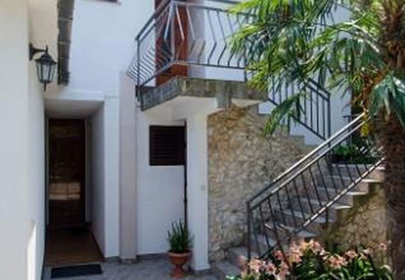 Appartamento a Trogir - Appartamento in Traù (Trogir) con vista mare, balcone, Climatizzazione, WIFI (5055-1)