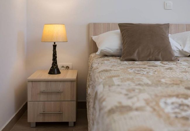 Studio a Trogir - Appartamento Studio in Traù (Trogir) con terrazzo, Climatizzazione, WIFI, Lavatrice (5058-2) Studio a Trogir - Appartamento Studio in Traù (Trogir) con terrazzo, Climatizzazione, WIFI, Lavatrice (5058-2)