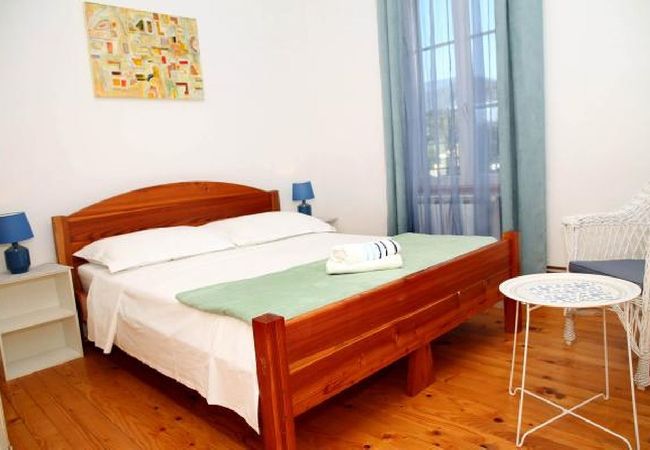 Appartamento a Trogir - Appartamento in Traù (Trogir) con vista mare, terrazzo, Climatizzazione, WIFI (5065-1) Appartamento a Trogir - Appartamento in Traù (Trogir) con vista mare, terrazzo, Climatizzazione, WIFI (5065-1)