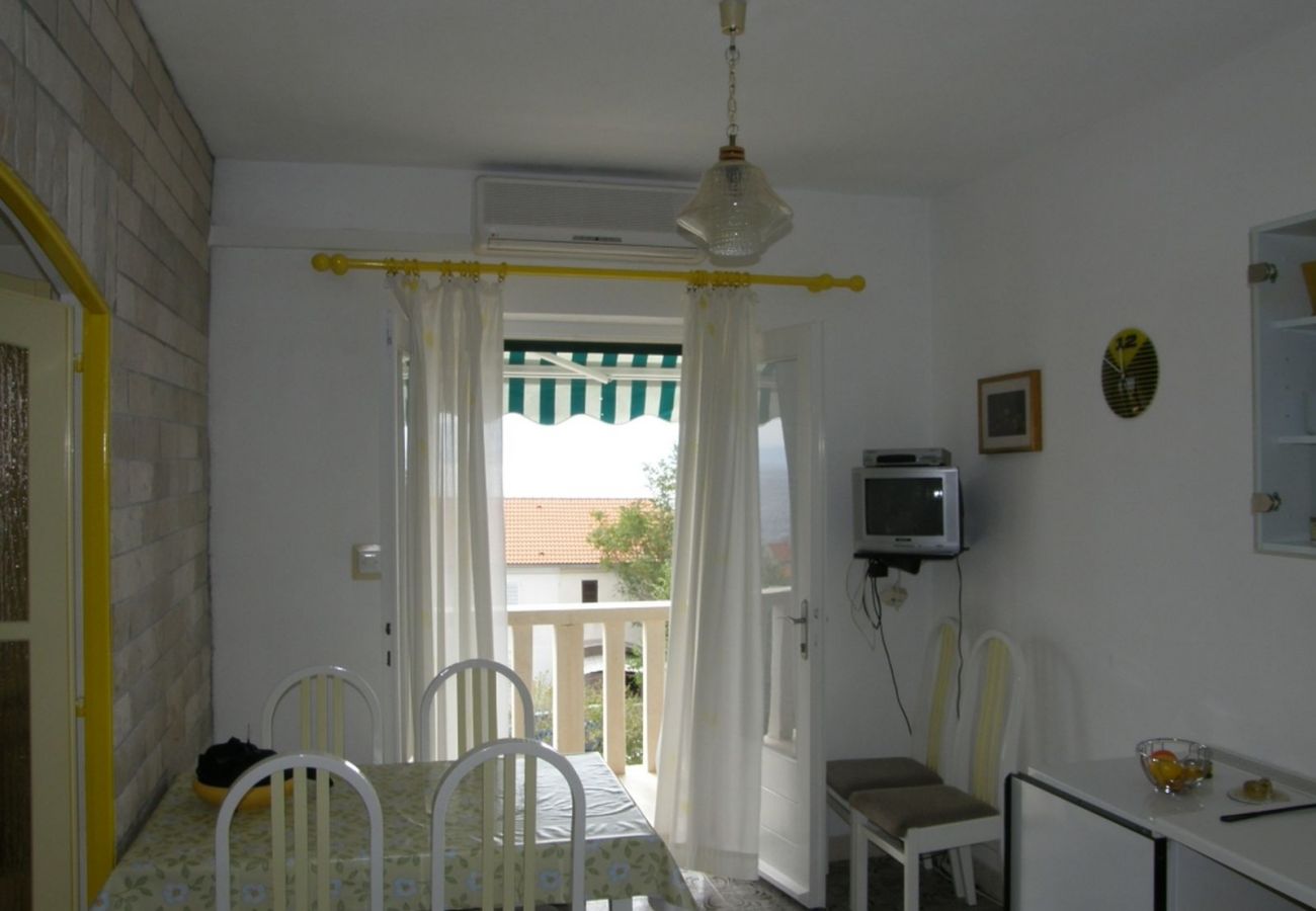 Appartamento a Bol - Appartamento in Vallo della Brazza (Bol) con vista mare, balcone, Climatizzazione, WIFI (3416-2)