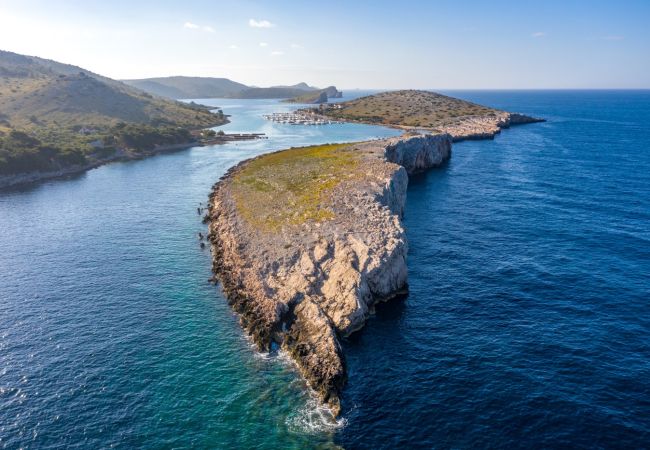 Appartamento a Vodice - Appartamento in Vodizze (Vodice) con vista mare, balcone, Climatizzazione, WIFI (612-4) Appartamento a Vodice - Appartamento in Vodizze (Vodice) con vista mare, balcone, Climatizzazione, WIFI (612-4)