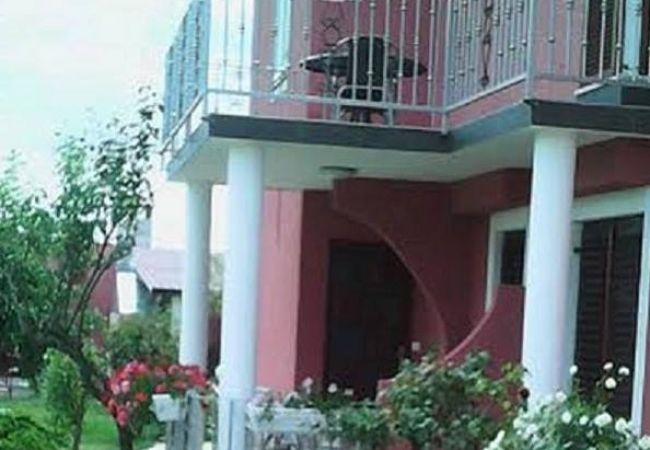 Appartamento a Vrvari - Appartamento in Vrvari con balcone, Climatizzazione, WIFI, Lavatrice (664-2) Appartamento a Vrvari - Appartamento in Vrvari con balcone, Climatizzazione, WIFI, Lavatrice (664-2)