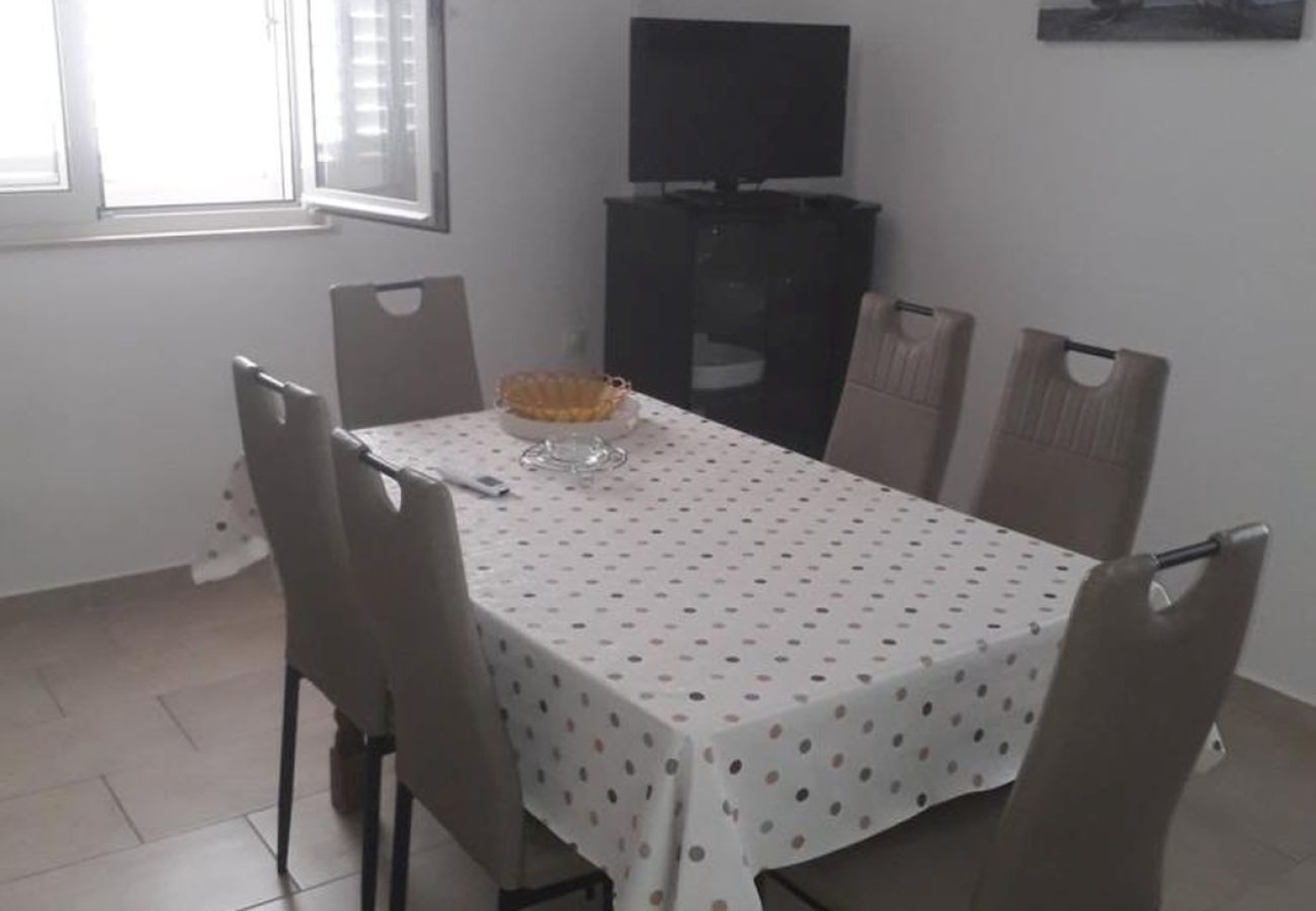 Appartamento a Vinišce - Appartamento in Vinišće con vista mare, terrazzo, Climatizzazione, WIFI (4752-1)