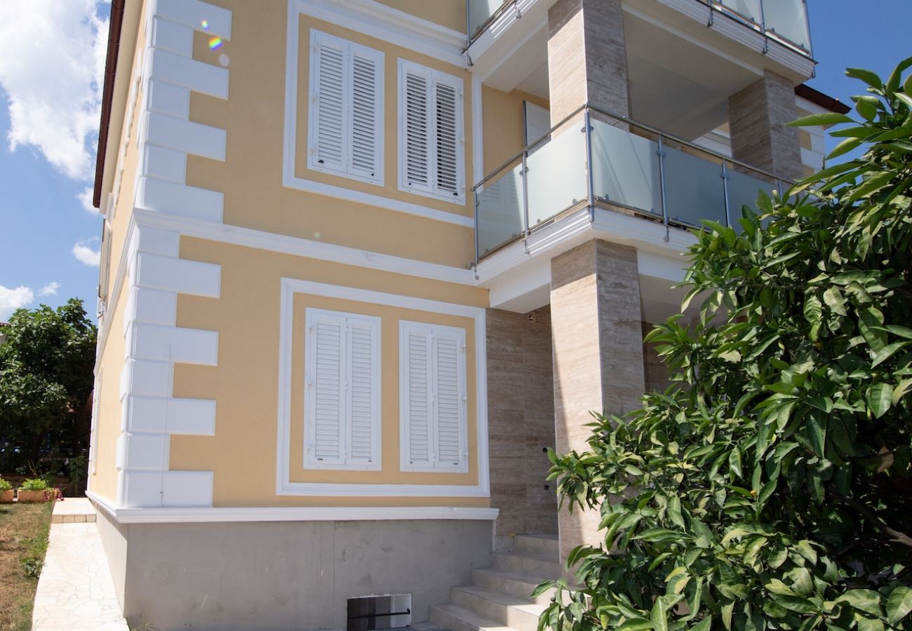 Appartamento a Ika - Appartamento in Ika con vista mare, balcone, Climatizzazione, WIFI (5025-2)