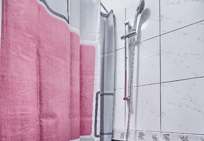 Appartamento a Kaštel Lukšic - Appartamento in Castel Vitturi (Kastel Luksic) con terrazzo, Climatizzazione, WIFI, Lavatrice (5107-2) Appartamento a Kaštel Lukšic - Appartamento in Castel Vitturi (Kastel Luksic) con terrazzo, Climatizzazione, WIFI, Lavatrice (5107-2)