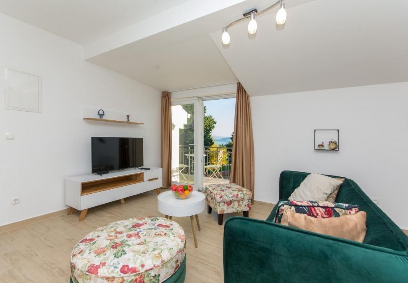 Appartamento a Kaštel Novi - Appartamento in Castelnuovo (Kastel Novi) con vista mare, balcone, Climatizzazione, WIFI (5110-1)