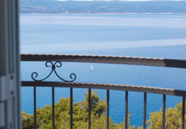 Appartamento a Brela - Appartamento in Brella (Brela) con vista mare, terrazzo, Climatizzazione, WIFI (5122-1) Appartamento a Brela - Appartamento in Brella (Brela) con vista mare, terrazzo, Climatizzazione, WIFI (5122-1)