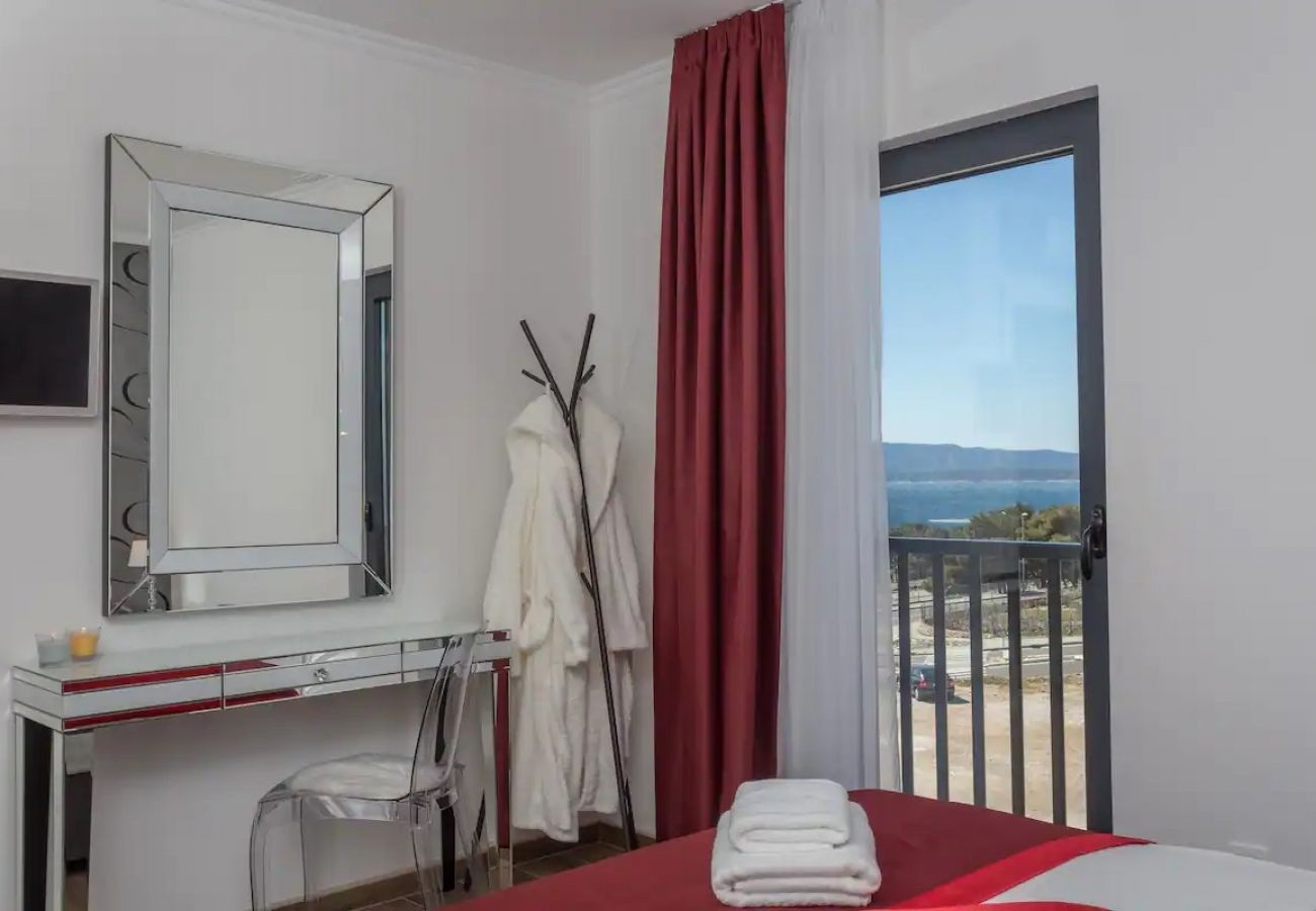 Appartamento a Bol - Appartamento in Vallo della Brazza (Bol) con vista mare, balcone, Climatizzazione, WIFI (5127-1)