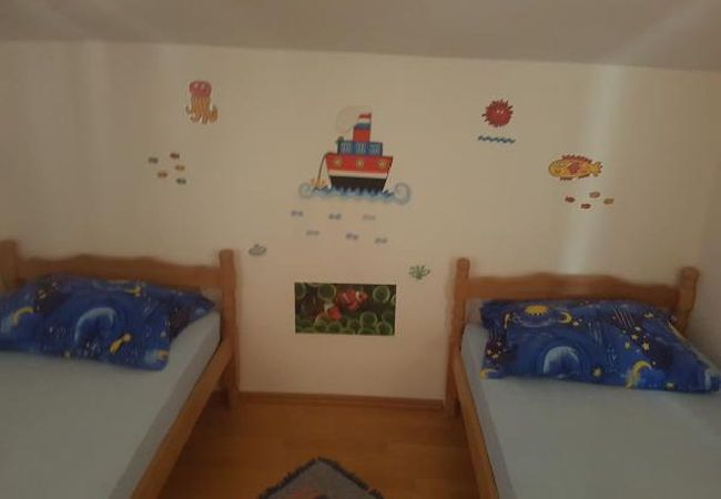 Appartamento a Slatine - Appartamento in Slatine con vista mare, terrazzo, Climatizzazione, WIFI (5147-1) Appartamento a Slatine - Appartamento in Slatine con vista mare, terrazzo, Climatizzazione, WIFI (5147-1)