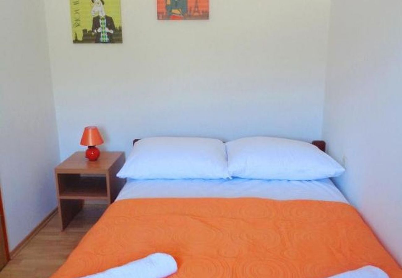 Studio a Drage - Appartamento Studio in Drage con Climatizzazione, WIFI (5144-1)