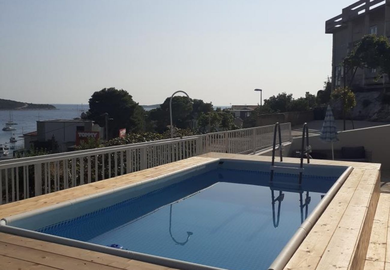 Appartamento a Primošten - Appartamento in Capocesto (Primosten) con vista mare, terrazzo, Climatizzazione, WIFI (5155-1)