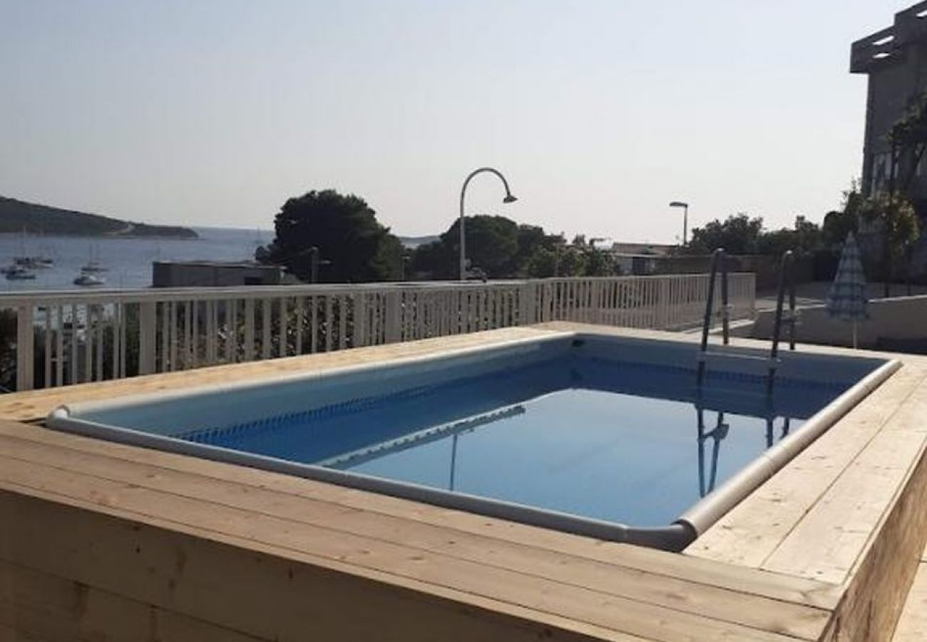 Appartamento a Primošten - Appartamento in Capocesto (Primosten) con vista mare, terrazzo, Climatizzazione, WIFI (5155-1)