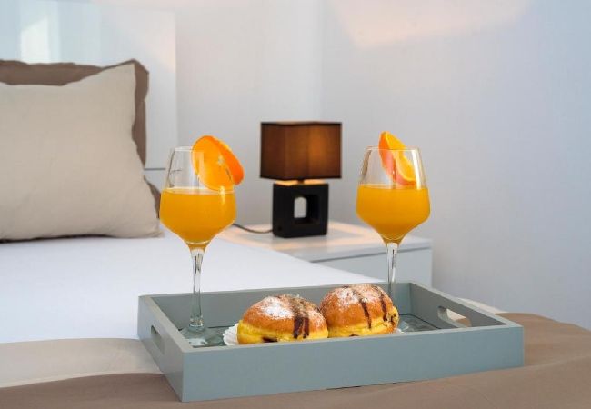 Appartamento a Kaštel Kambelovac - Appartamento in Castel Cambi (Kastel Kambelovac) con vista mare, Climatizzazione, WIFI, Lavatrice (4483-2) Appartamento a Kaštel Kambelovac - Appartamento in Castel Cambi (Kastel Kambelovac) con vista mare, Climatizzazione, WIFI, Lavatrice (4483-2)