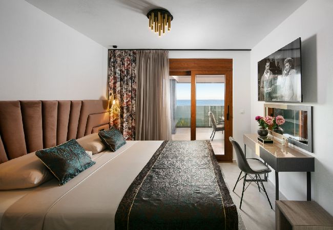 Appartamento a Vir - Appartamento in Vir con vista mare, balcone, Climatizzazione, WIFI (5176-7) Appartamento a Vir - Appartamento in Vir con vista mare, balcone, Climatizzazione, WIFI (5176-7)