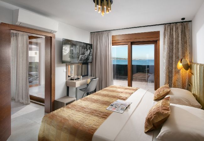 Appartamento a Vir - Appartamento in Vir con vista mare, balcone, Climatizzazione, WIFI (5176-7) Appartamento a Vir - Appartamento in Vir con vista mare, balcone, Climatizzazione, WIFI (5176-7)