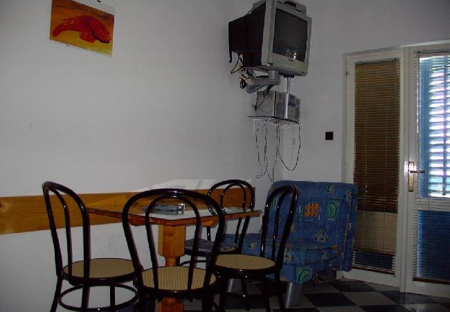 Studio a Sucuraj - Appartamento Studio in San Giorgio (Sućuraj) con vista mare, balcone, Climatizzazione, WIFI (3560-3) Studio a Sucuraj - Appartamento Studio in San Giorgio (Sućuraj) con vista mare, balcone, Climatizzazione, WIFI (3560-3)