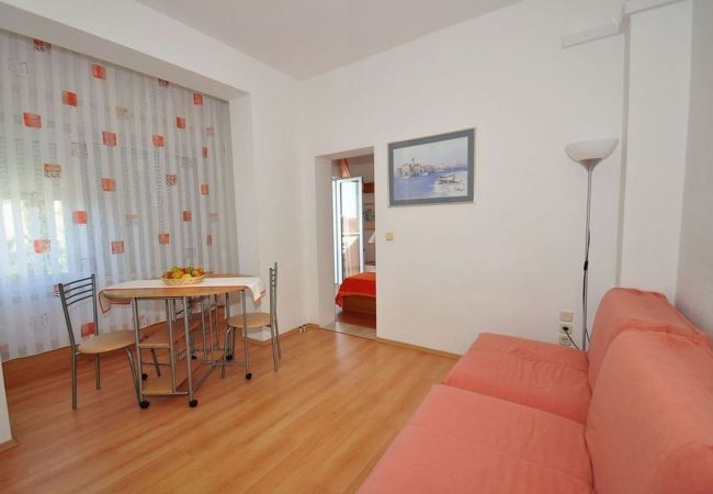 Appartamento a Duce - Appartamento in Duće con vista mare, balcone, Climatizzazione, WIFI (3425-1) Appartamento a Duce - Appartamento in Duće con vista mare, balcone, Climatizzazione, WIFI (3425-1)