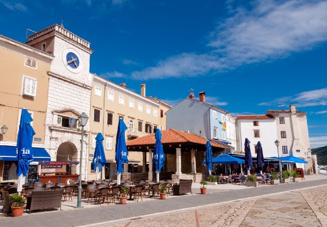 Appartamento a Cres - Appartamento in Cherso (Cres) con terrazzo, Climatizzazione, WIFI (5205-1) Appartamento a Cres - Appartamento in Cherso (Cres) con terrazzo, Climatizzazione, WIFI (5205-1)