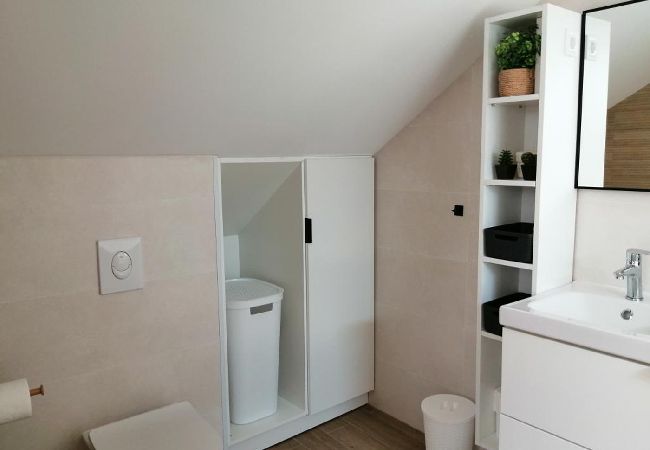 Casa a Vrgorac - Casa di vacanza in Vrgorac con terrazzo, Climatizzazione, WIFI, Lavatrice (5226-1) Casa a Vrgorac - Casa di vacanza in Vrgorac con terrazzo, Climatizzazione, WIFI, Lavatrice (5226-1)