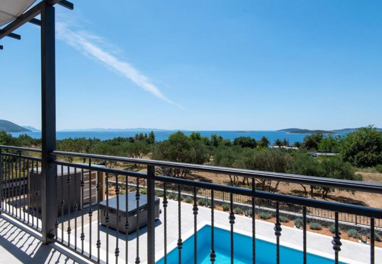 Casa a Orebic - Casa di vacanza in Sabbioncello (Orebić) con vista mare, terrazzo, Climatizzazione, WIFI (5227-1)