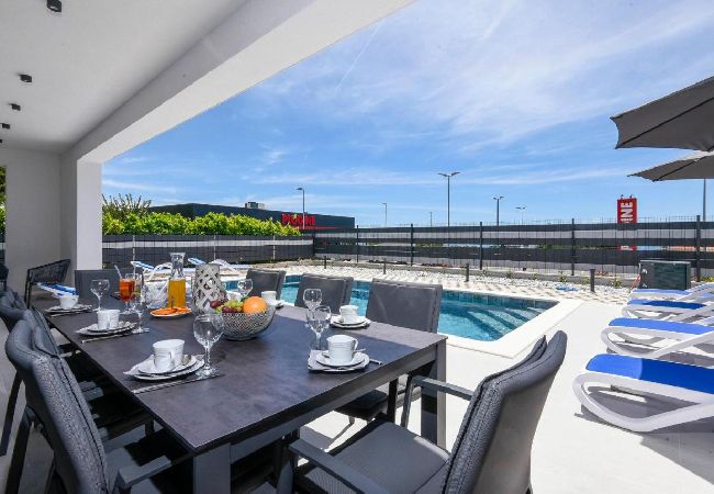 Casa a Orebic - Casa di vacanza in Sabbioncello (Orebić) con vista mare, terrazzo, Climatizzazione, WIFI (5228-1) Casa a Orebic - Casa di vacanza in Sabbioncello (Orebić) con vista mare, terrazzo, Climatizzazione, WIFI (5228-1)