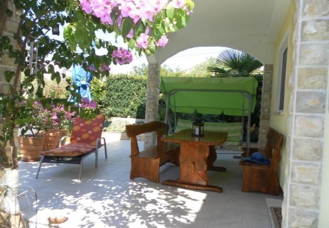 Appartamento a Vodice - Appartamento in Vodizze (Vodice) con terrazzo, Climatizzazione, WIFI, Lavastoviglie (83-2) Appartamento a Vodice - Appartamento in Vodizze (Vodice) con terrazzo, Climatizzazione, WIFI, Lavastoviglie (83-2)