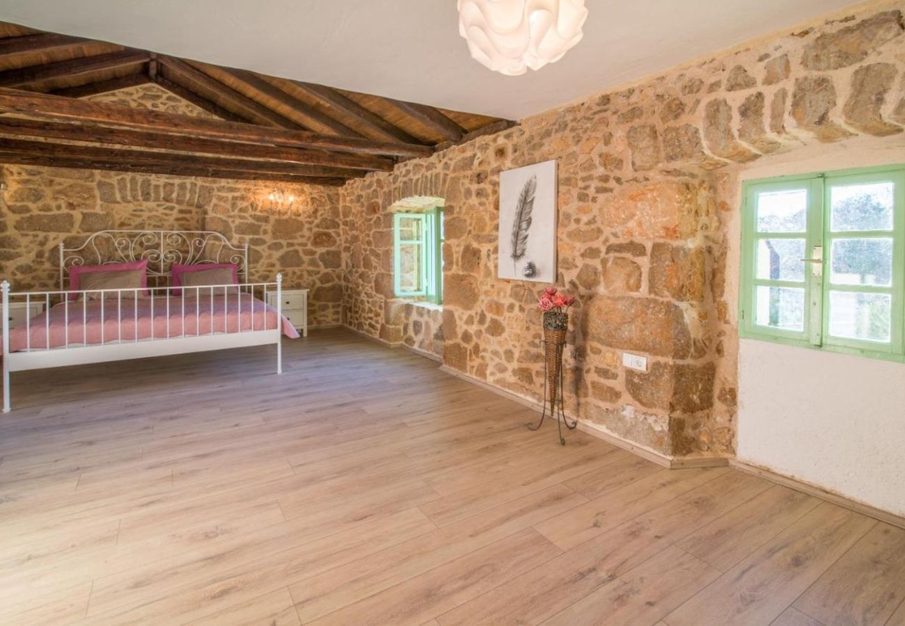 Casa a Garica - Casa vacanze / Isola di Krk, con piscina, terrazza, aria condizionata, Wi-Fi, lavatrice (5234-1)