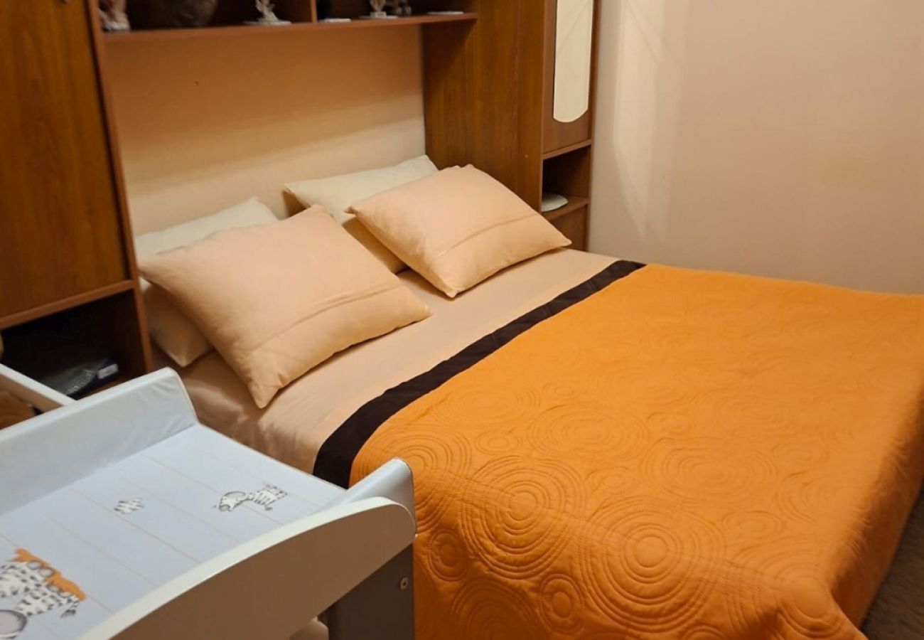 Casa a Privlaka - Casa vacanze 5239 per 8+3 persone a Privlaka – a 100 m dalla spiaggia di sabbia