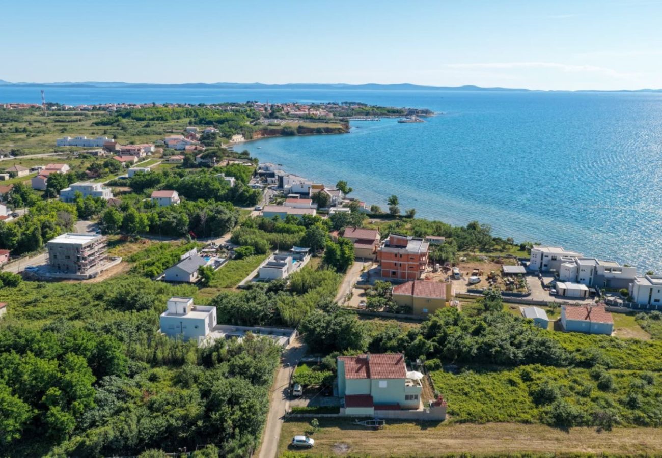 Casa a Privlaka - Casa vacanze 5239 per 8+3 persone a Privlaka – a 100 m dalla spiaggia di sabbia
