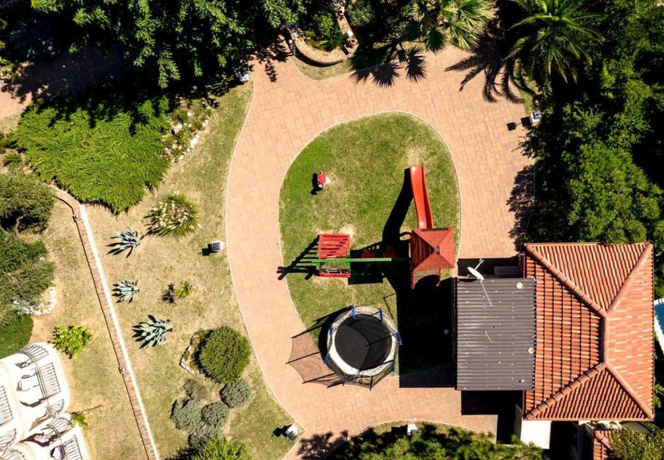 Appartamento a Lopar - Appartamento per vacanze a Lopar con terrazza, aria condizionata, Wi-Fi e vista mare (4738-7)