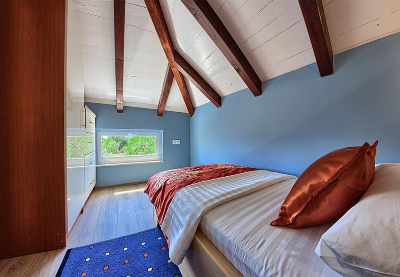 Villa a Okrug Gornji - Ferienhaus 5243 für 8 Pers