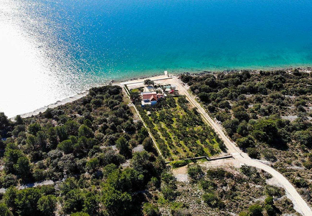Villa a Okrug Gornji - Ferienhaus 5243 für 8 Pers