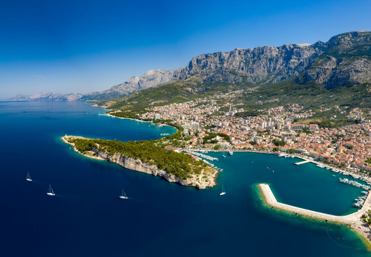 Appartamento a Tucepi - Appartamento vacanze a Tučepi con terrazza, aria condizionata, Wi-Fi, lavastoviglie, lavatrice (202-6)