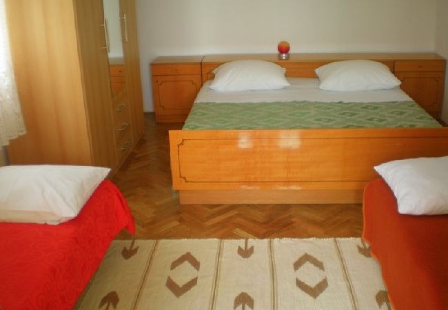 Apartament w Bibinje - Apartament w Bibinje z Widok na morze, taras, Klimatyzacja, WIFI (59-1) Apartament w Bibinje - Apartament w Bibinje z Widok na morze, taras, Klimatyzacja, WIFI (59-1)