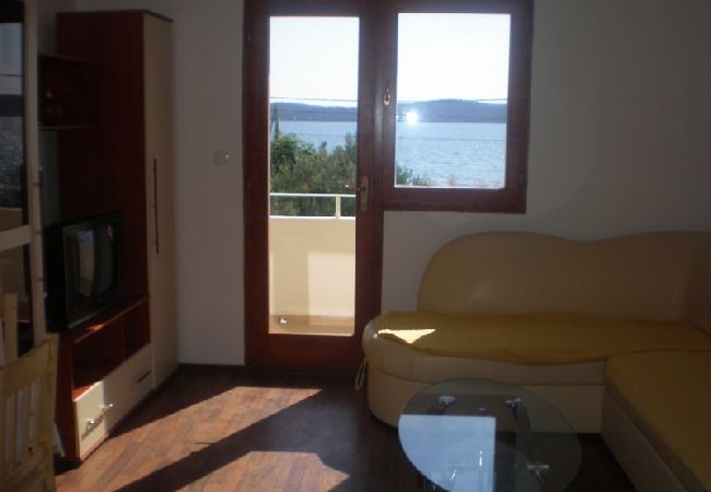 Apartament w Bibinje - Apartament w Bibinje z Widok na morze, balkon, Klimatyzacja, WIFI (59-2) Apartament w Bibinje - Apartament w Bibinje z Widok na morze, balkon, Klimatyzacja, WIFI (59-2)