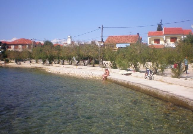 Apartament w Bibinje - Apartament w Bibinje z Widok na morze, balkon, Klimatyzacja, WIFI (59-2) Apartament w Bibinje - Apartament w Bibinje z Widok na morze, balkon, Klimatyzacja, WIFI (59-2)