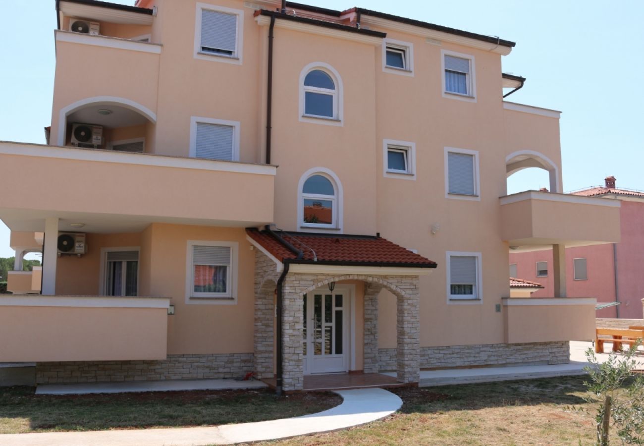 Apartament w Medulin - Apartament w Medulin z taras, Klimatyzacja, WIFI, Pralka (64-1)