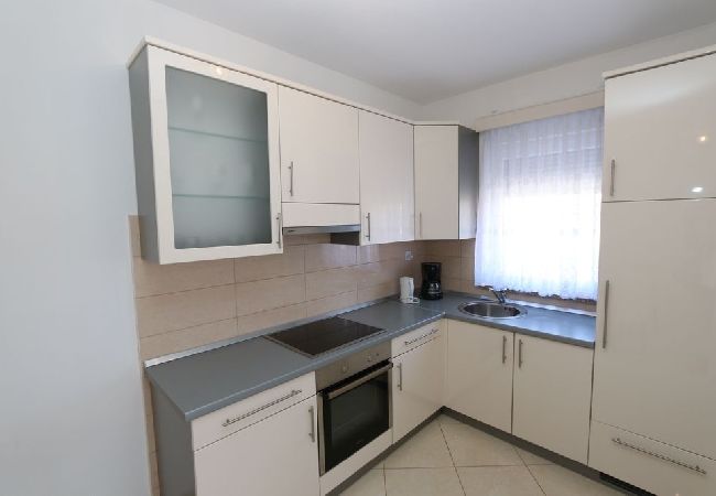 Apartament w Medulin - Apartament w Medulin z taras, Klimatyzacja, WIFI (64-2) Apartament w Medulin - Apartament w Medulin z taras, Klimatyzacja, WIFI (64-2)