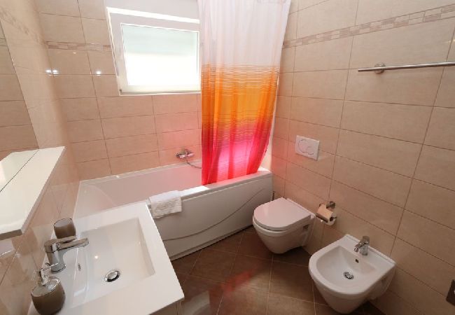 Apartament w Medulin - Apartament w Medulin z taras, Klimatyzacja, WIFI (64-2) Apartament w Medulin - Apartament w Medulin z taras, Klimatyzacja, WIFI (64-2)