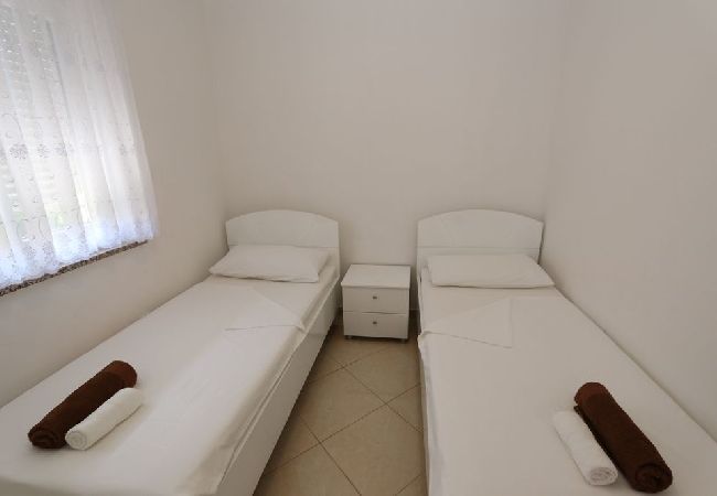 Apartament w Medulin - Apartament w Medulin z taras, Klimatyzacja, WIFI (64-2) Apartament w Medulin - Apartament w Medulin z taras, Klimatyzacja, WIFI (64-2)