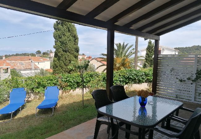 Apartament w Mali Lošinj - Apartament w Mali Lošinj z balkon, Klimatyzacja, WIFI (72-1) Apartament w Mali Lošinj - Apartament w Mali Lošinj z balkon, Klimatyzacja, WIFI (72-1)