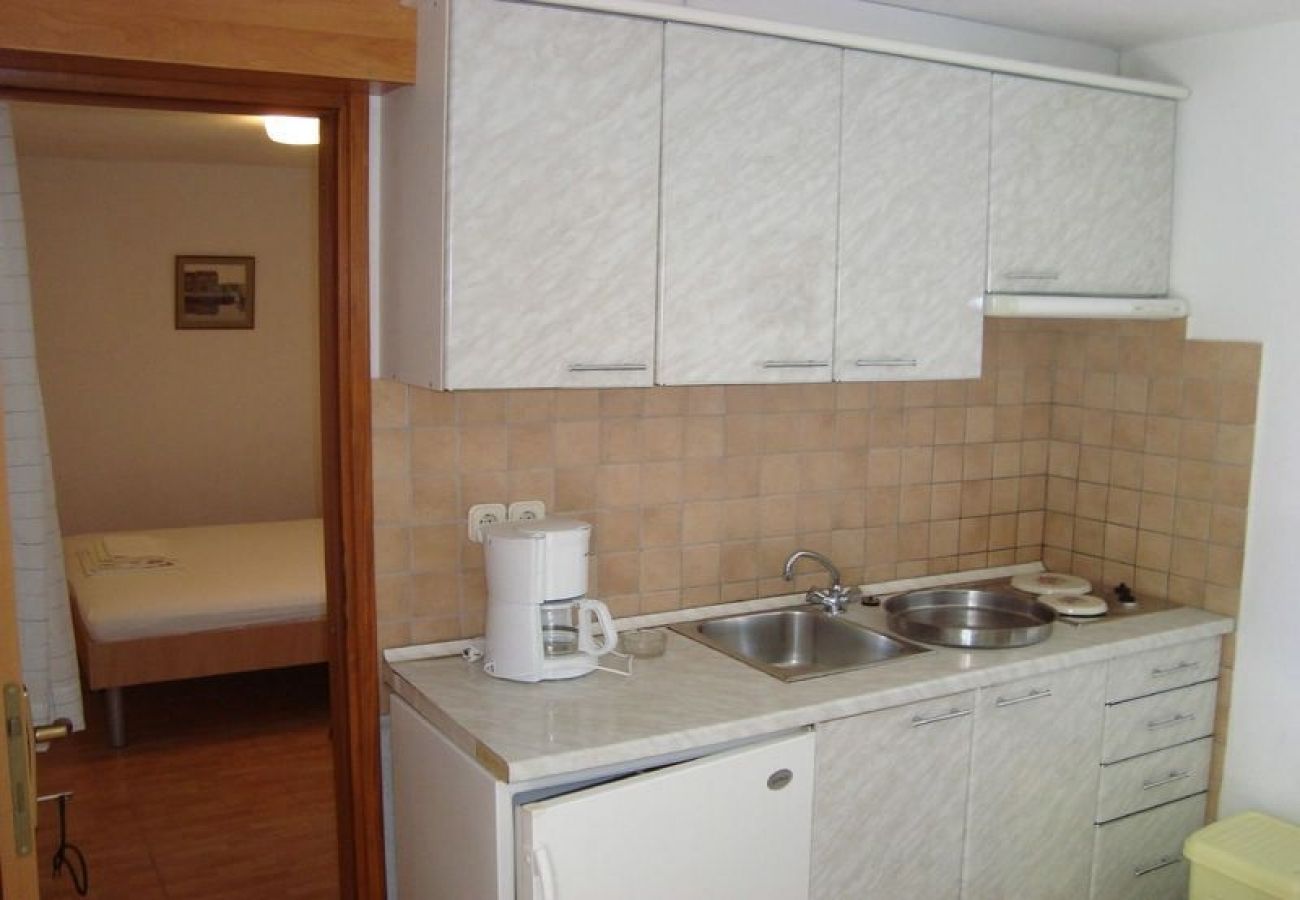 Apartament w Brela - Apartament w Brela z Widok na morze, balkon, Klimatyzacja, WIFI (75-1)