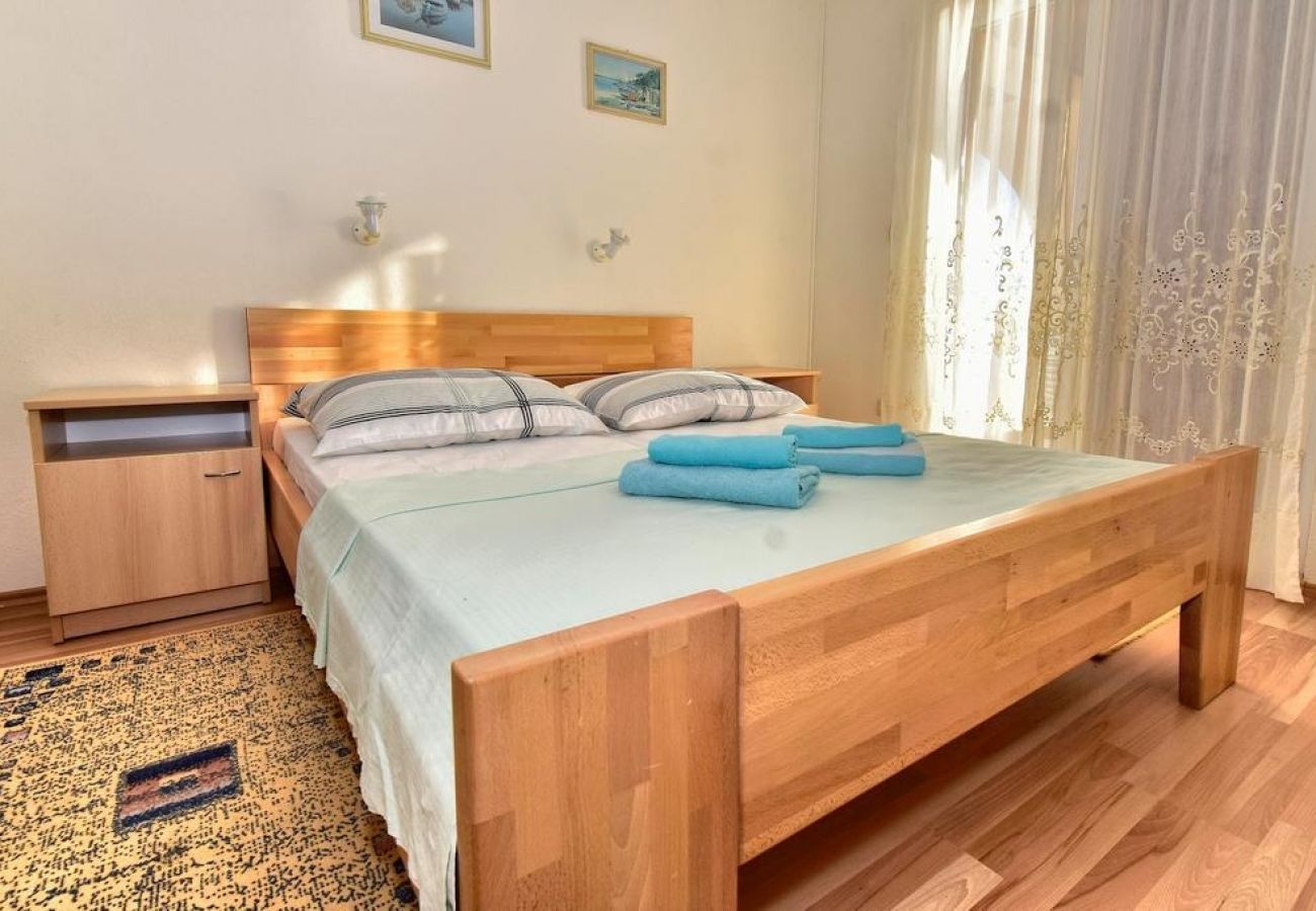 Apartament w Pisak - Apartament w Pisak z Widok na morze, taras, Klimatyzacja, WIFI (77-2)