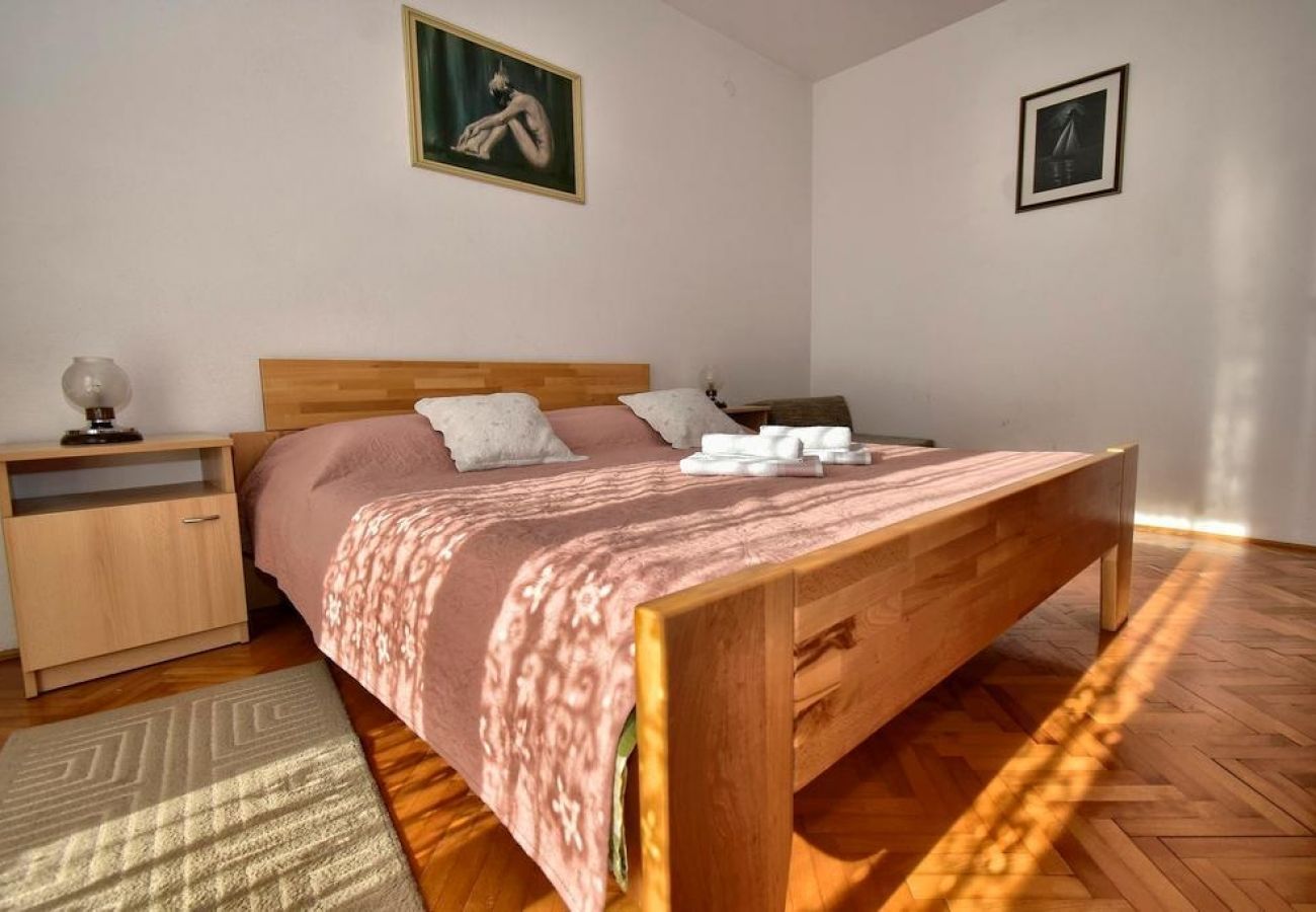 Apartament w Pisak - Apartament w Pisak z Widok na morze, taras, Klimatyzacja, WIFI (77-4)