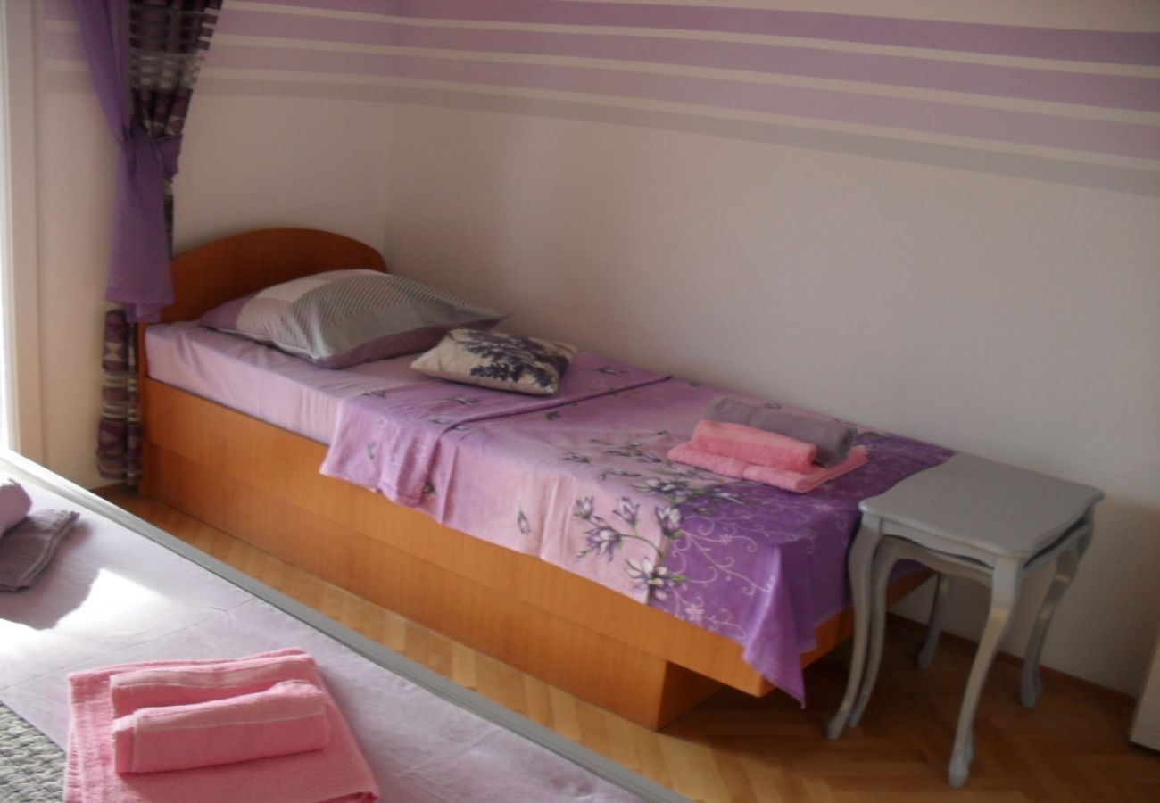 Apartament w Lopar - Apartament w Lopar z taras, Klimatyzacja, WIFI, Pralka (87-2)