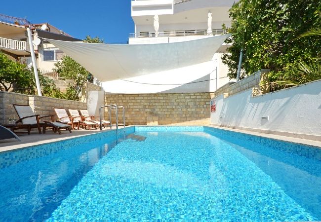 Apartament w Seget Vranjica - Apartament w Seget Vranjica z Widok na morze, balkon, Klimatyzacja, WIFI (91-2) Apartament w Seget Vranjica - Apartament w Seget Vranjica z Widok na morze, balkon, Klimatyzacja, WIFI (91-2)