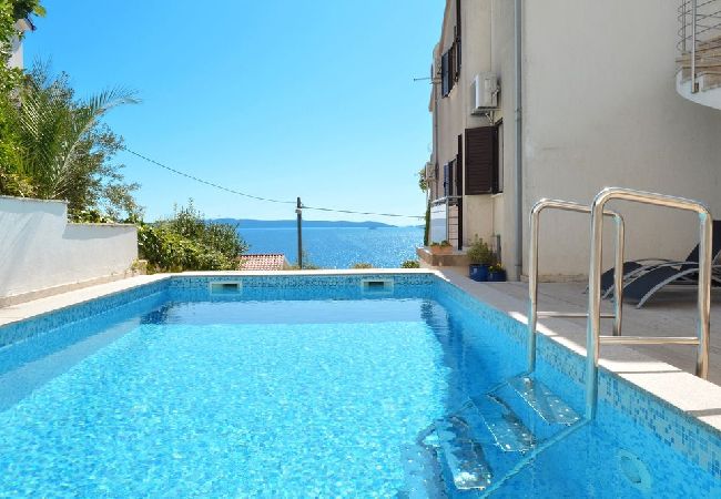 Apartament w Seget Vranjica - Apartament w Seget Vranjica z Widok na morze, balkon, Klimatyzacja, WIFI (91-2) Apartament w Seget Vranjica - Apartament w Seget Vranjica z Widok na morze, balkon, Klimatyzacja, WIFI (91-2)