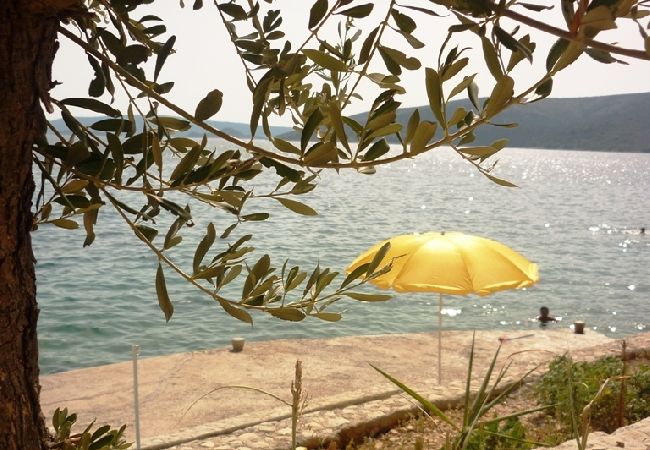 Apartament w Seget Vranjica - Apartament w Seget Vranjica z Widok na morze, balkon, Klimatyzacja, WIFI (91-2) Apartament w Seget Vranjica - Apartament w Seget Vranjica z Widok na morze, balkon, Klimatyzacja, WIFI (91-2)